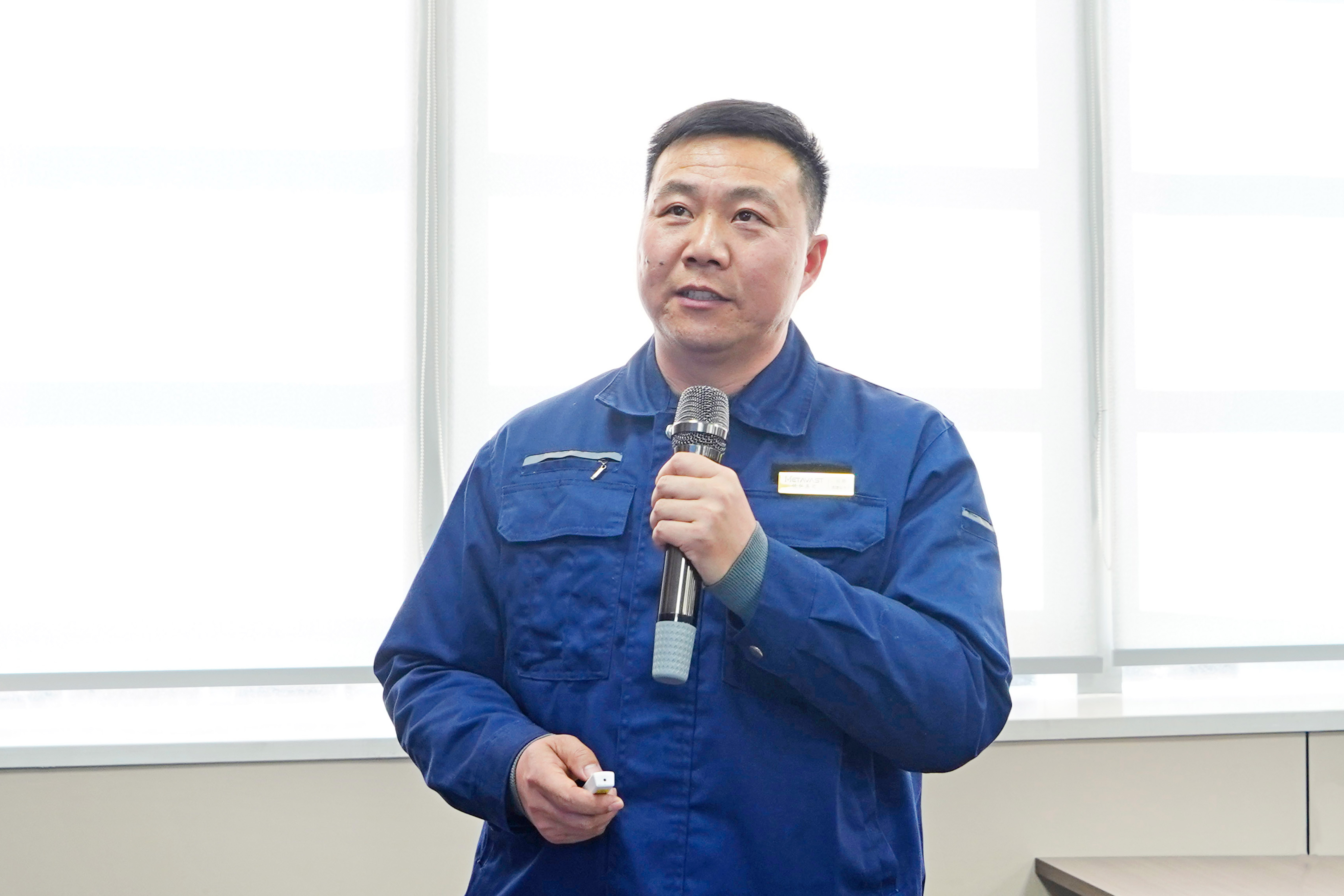 刘路.jpg 刘路.jpg