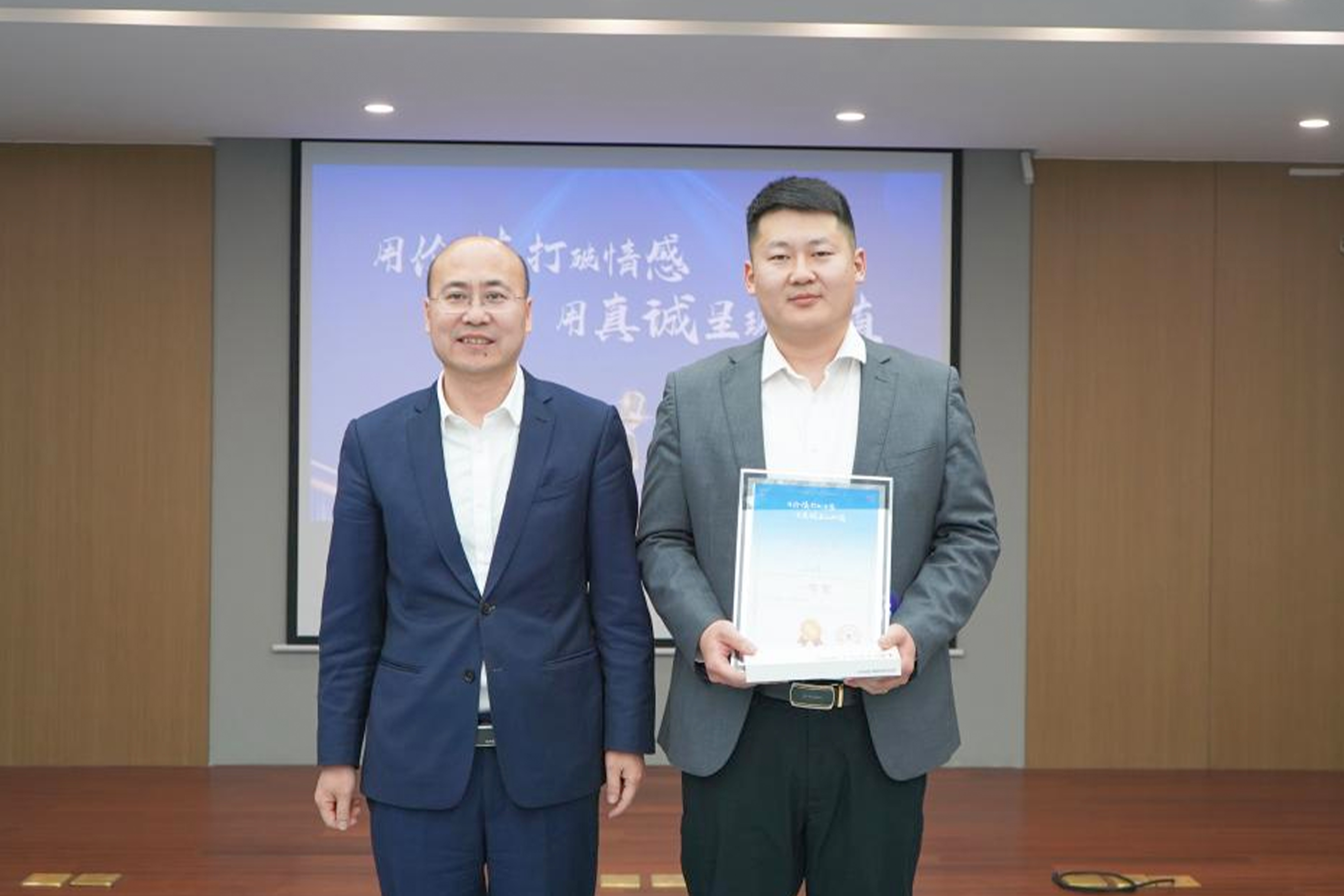 智能1.jpg 智能1.jpg